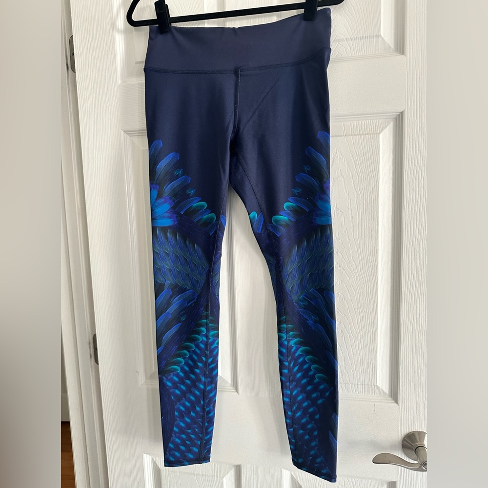 ALO Size Medium